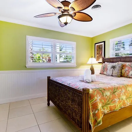 Villa Island Time